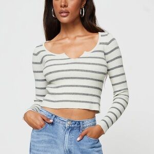 Princess Polly Gray and White Striped V-Neck Sweater size xs